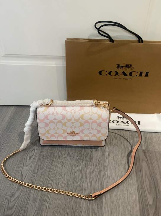 Picture of Coach Handbags _SKUfw237321181fw